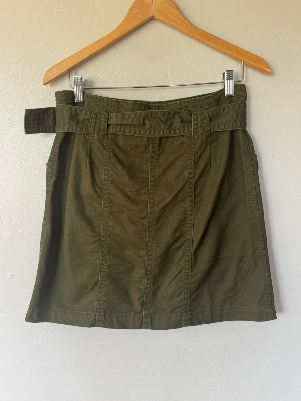 Banana Republic Olive Utility Pocket Mini Skirt with Belt Size 4 - Picture 2 of 11